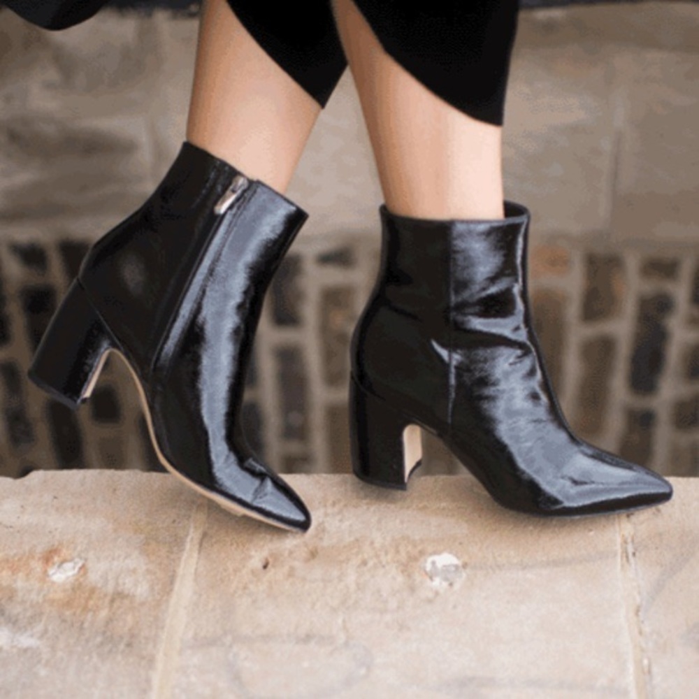 Sam Edelman Hilty 2 patent black booties